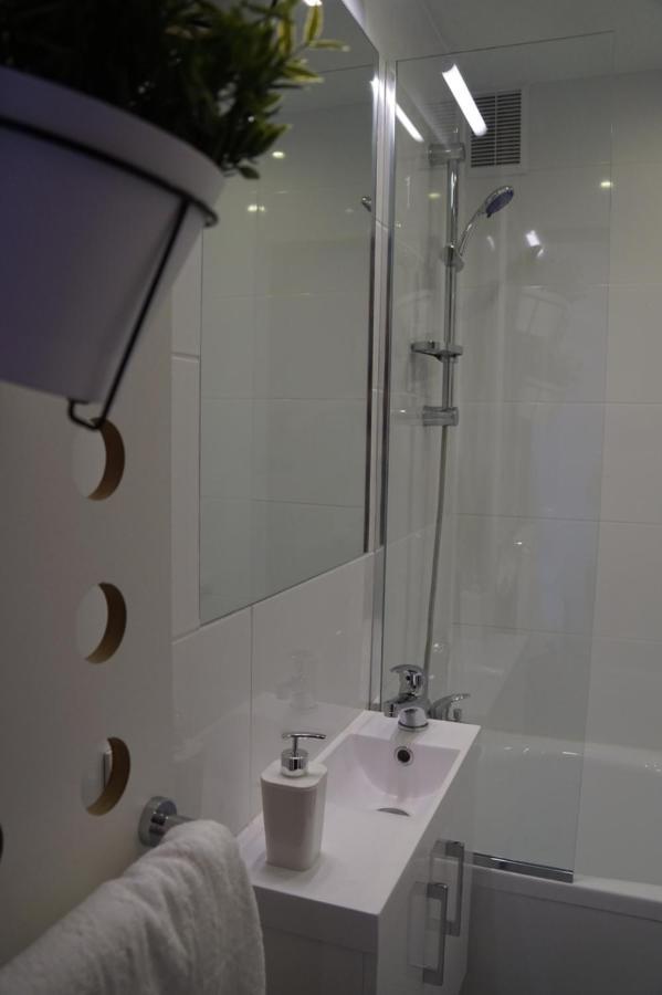 Apartament Gliwice Centrum Dunikowskiego Z Garazem 外观 照片