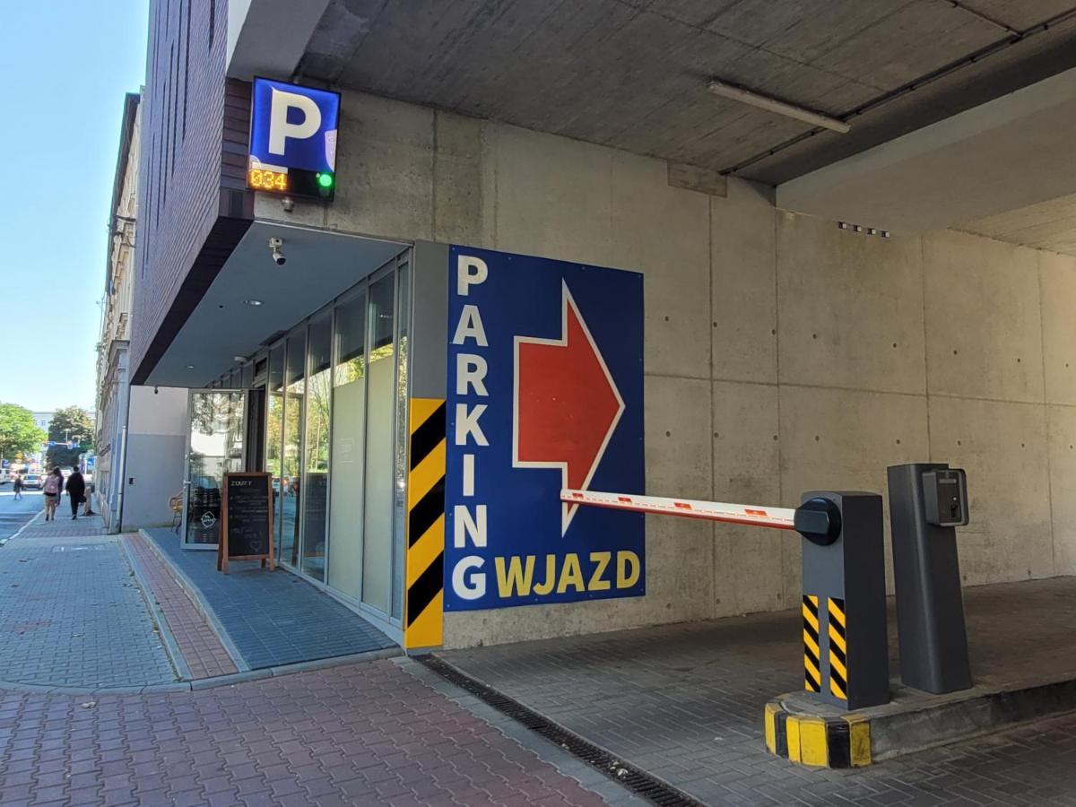 Apartament Gliwice Centrum Dunikowskiego Z Garazem 外观 照片